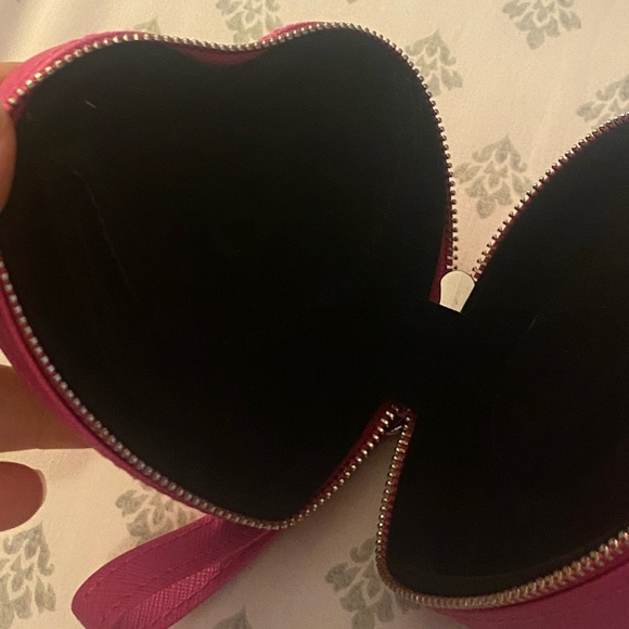 Pandora Heart Shaped Jewelry Box - Picture 7 of 7